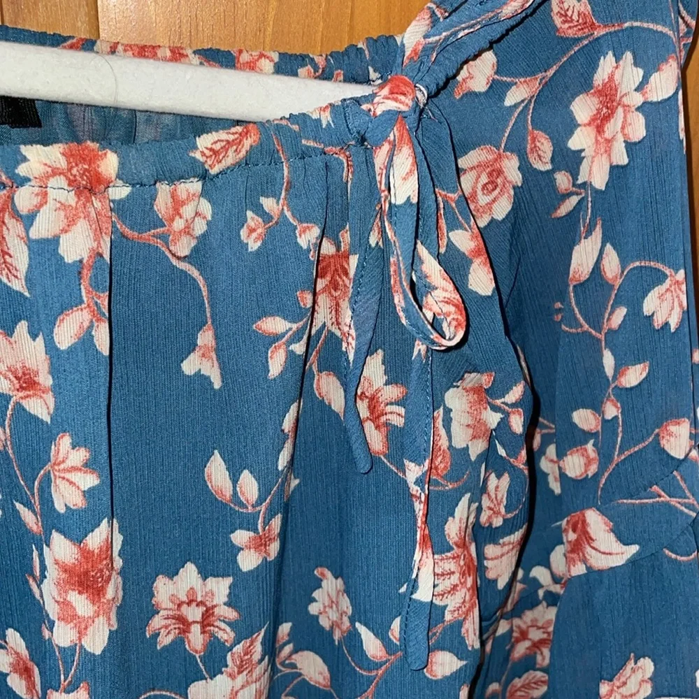 Floral Off-Shoulder Blouse - Picture 7 of 15